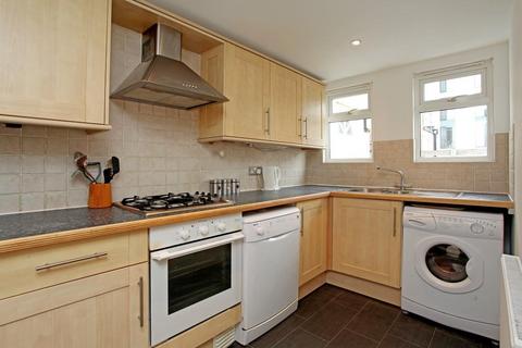 2 bedroom flat to rent, Marshalls Row, Brighton