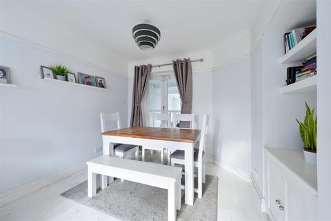 3 bedroom terraced house for sale, Chapel Way, Epsom Downs
