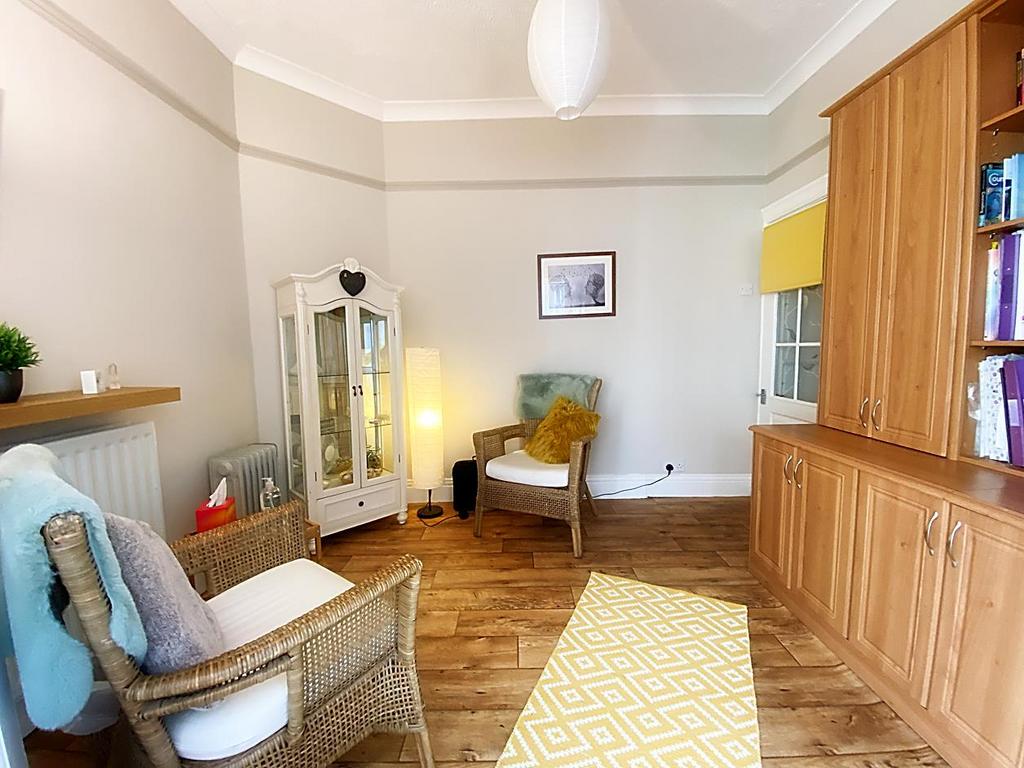 Bedroom/Office