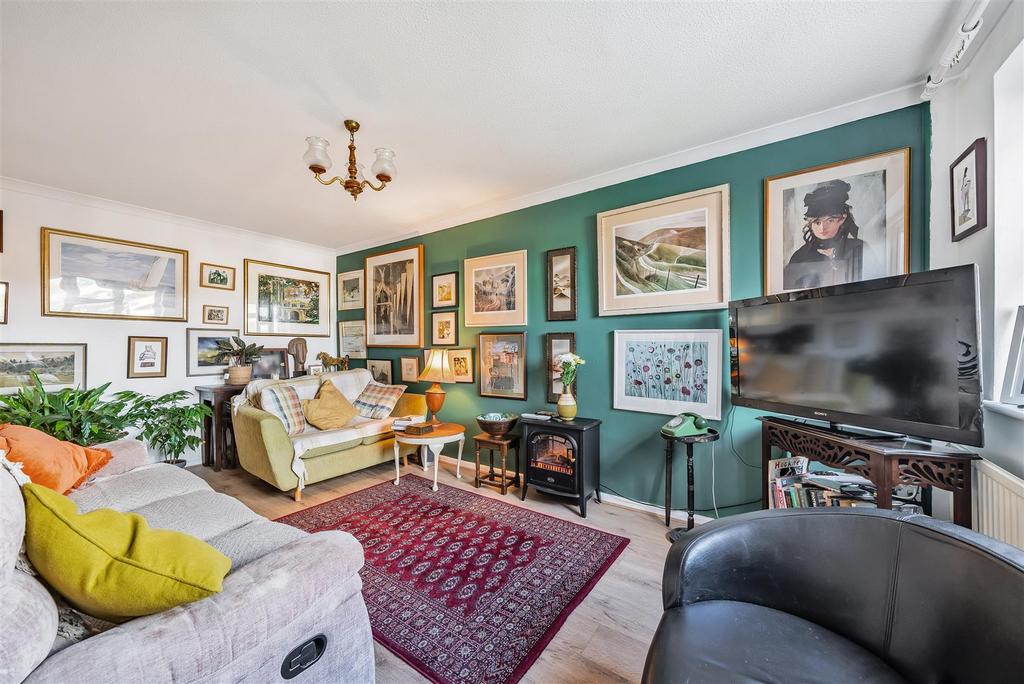 Journeys End, Bridport 2 bed terraced house for sale £260,000