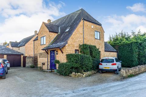 3 bedroom detached house for sale - Coldicotts Close, Chipping Campden
