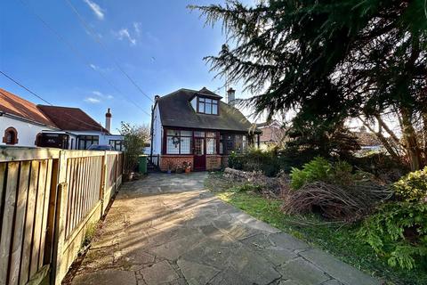 3 bedroom detached house for sale, Southend Road, Rochford