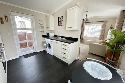 1 bedroom mobile home for sale - Shirley Road, Upton BH16