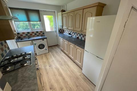 3 bedroom house to rent - Clarke Crescent, Hale, Altrincham