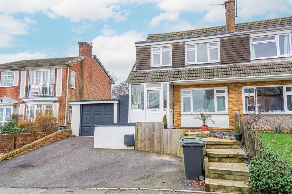 Harrow Lane, St Leonardsonsea 3 bed semidetached house £350,000