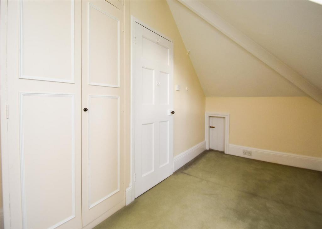 19 Clifton Road -Bedroom 4.jpg