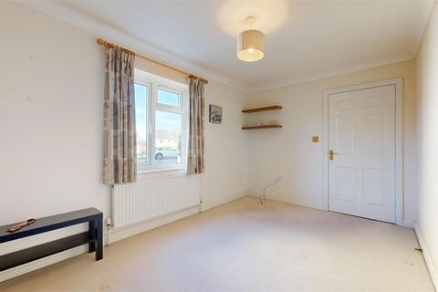 16 Fancys Close, Portland, DT5 2AJ
