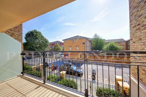 2 bedroom apartment for sale, Higham House West, Fulham SW6