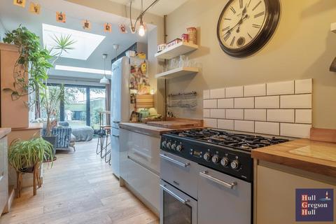 103 Newtown, Trowbridge, BA14 0BB