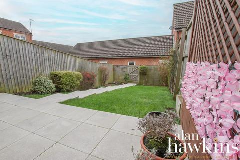 16 Daisy Brook, Wootton Bassett, Swindon, SN4 7FF