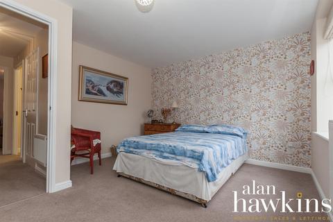 16 Daisy Brook, Wootton Bassett, Swindon, SN4 7FF