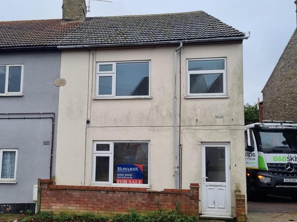 Love Road, Lowestoft 2 bed apartment to rent £560 pcm (£129 pw)