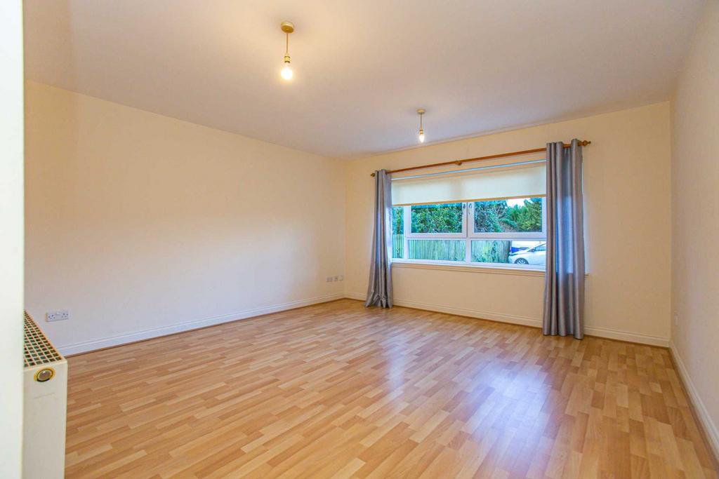 Main Road Wallace Gait, Elderslie 2 bed apartment for sale £110,000