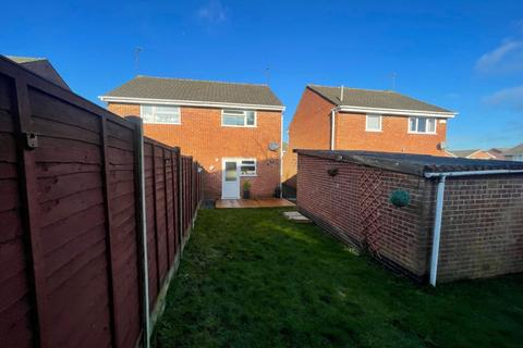3 Trinity Close, Daventry, NN11 4RN