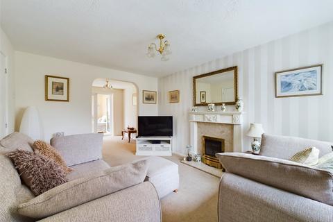 16 Bentley Close, Quedgeley, Gloucester, GL2 4SH