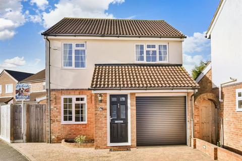 3 bedroom detached house for sale, Cloisterham Road, Rochester, Kent