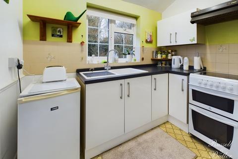 12 Akister Close, Buckingham, MK18 7HT