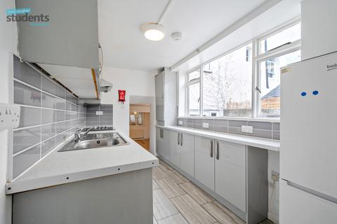 4 bedroom terraced house to rent, Guildford Street, East Sussex BN1