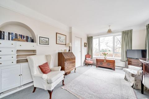 23 Bowes Hill, Rowland's Castle, PO9 6BP