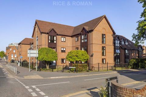 1 bedroom retirement property for sale, Southwell Park Road, Camberley GU15