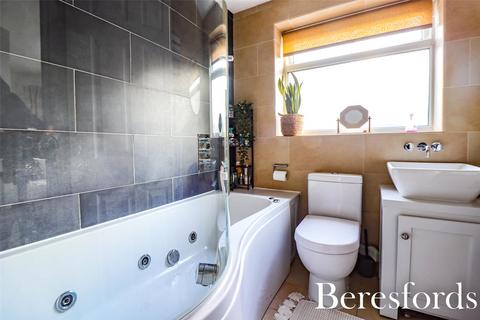 40 Pennyfields, Warley, Brentwood, CM14 5JP