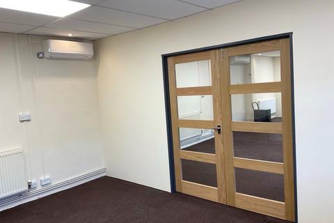 Office to rent, Sandhawes Hill, East Grinstead