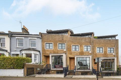 4 bedroom terraced house for sale, Alma Road, The Tonsleys, London, SW18