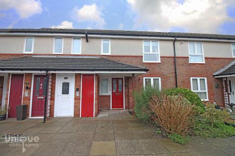 2 bedroom apartment for sale, Elsinore Close,  Fleetwood, FY7