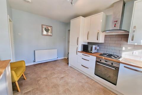 3 bedroom detached bungalow for sale, Bridport