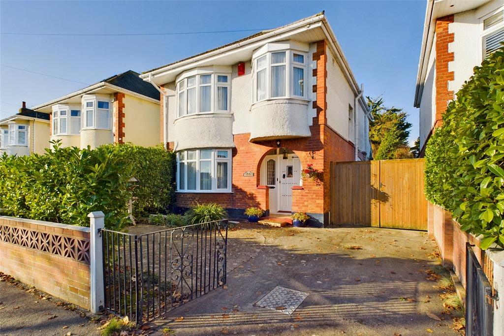 Clingan Road, Southbourne, Bournemouth, Dorset, BH6 3 bed detached