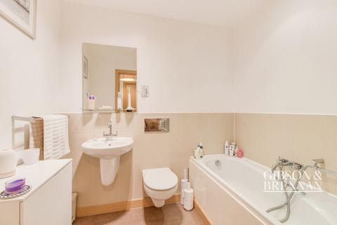 391 Cherrydown East, Basildon, SS16 5GN