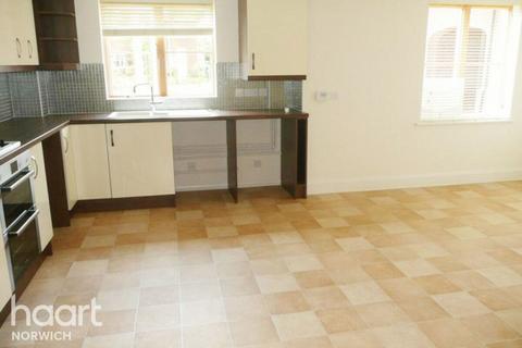 undefined, Poringland, Norwich