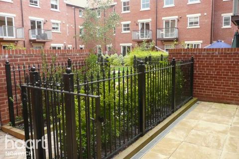 undefined, Poringland, Norwich