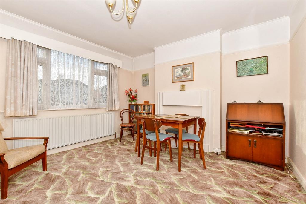 Rydal Drive, Bexleyheath, Kent 5 bed semidetached house for sale £