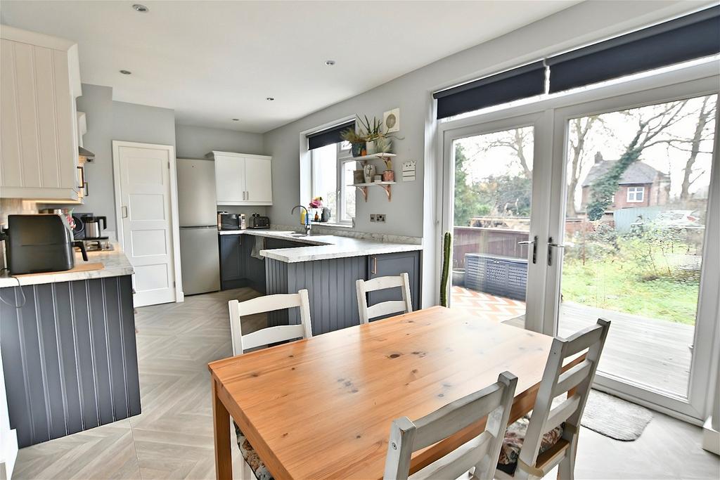 Oakfield Road, Lobley Hill 3 bed semidetached house for sale £190,000