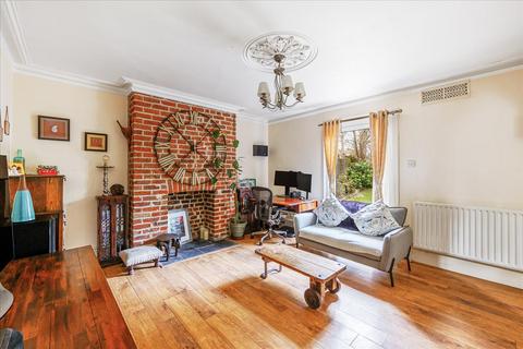 Basement Flat, 20 Grange Park, London, W5 3PS