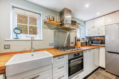 Basement Flat, 20 Grange Park, London, W5 3PS