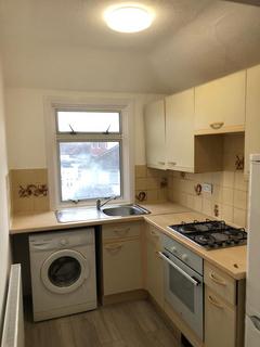 1 bedroom flat to rent, Bedford Avenue, UB4