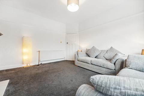 28 Dorian Drive, Clarkston, Glasgow, G76 7NP