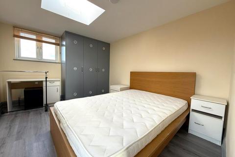 undefined, Grant Road, Wealdstone HA3
