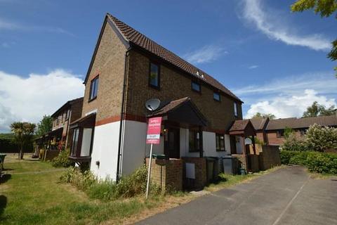 22 Banks Way, Guildford, GU4 7NL