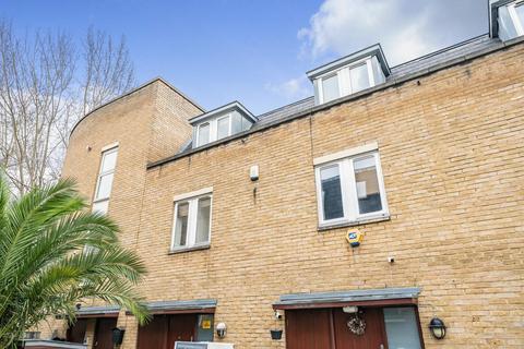 3 bedroom terraced house for sale, Rosemont Road, South Hampstead
