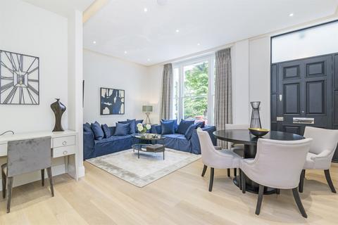 2 bedroom flat to rent, London W2
