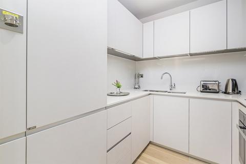 2 bedroom flat to rent, London W2