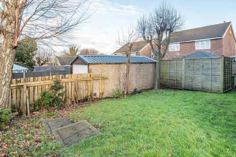 1 bedroom flat for sale, Fieldway Rise, Rodley, West Yorkshire, LS13