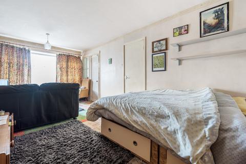 1 bedroom flat for sale, Fieldway Rise, Rodley, West Yorkshire, LS13