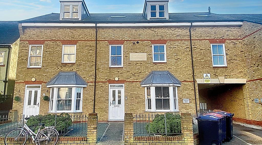 2123 Park Road, Herne Bay, CT6 5ST 1 bed flat to rent £750 pcm (£173 pw)