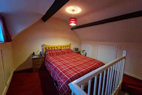13 Maes Talaran, Dolgellau, LL40 1HR