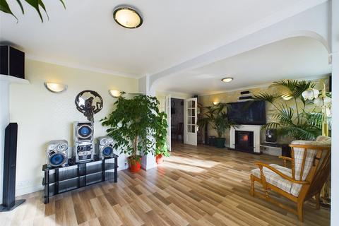 undefined, Kenwood Avenue, Worcester, Worcestershire, WR4