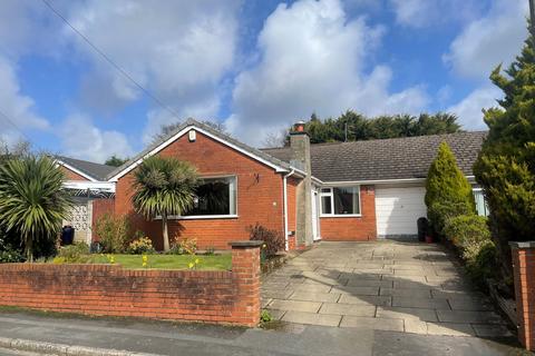 4 bedroom semi-detached bungalow for sale, Lynwood Avenue, Aughton, L39 5BB